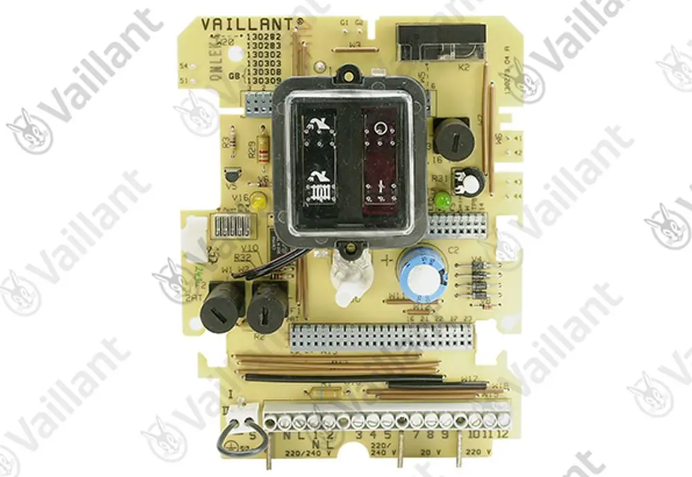 Leiterplatte von Vaillant mit verschiedenen elektronischen Komponenten, inklusive Steckverbindern und Regler, auf einer gelben Platine.
